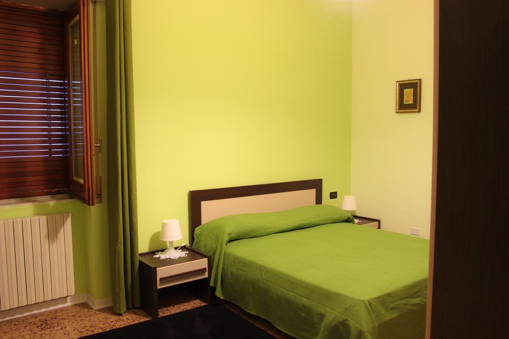 B&B Fiori Di Lava Nicolosi Szoba fotó